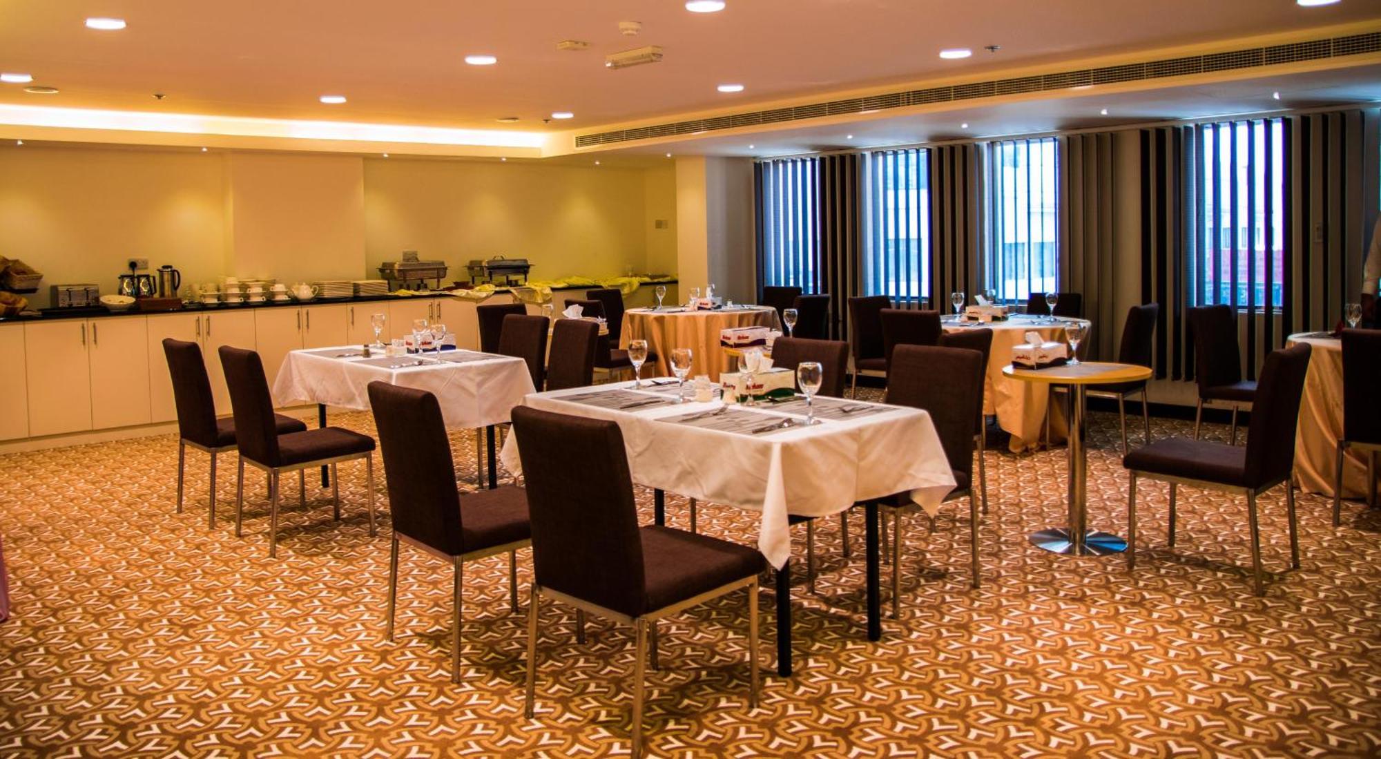 City Park Hotel Apartments Muscat Exteriör bild